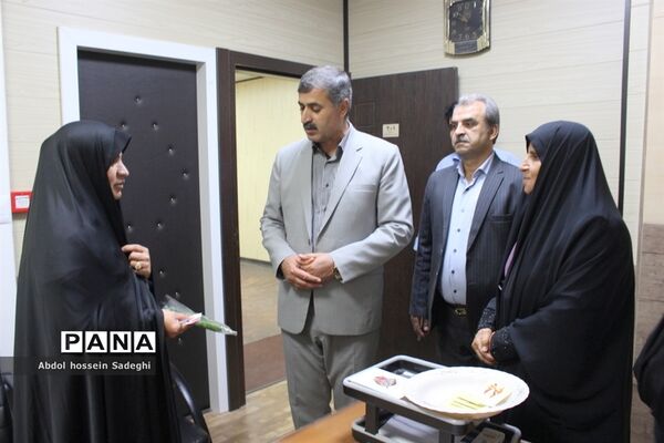تقدیر از بانوان شاغل در اداره کل آموزش و پرورش استان بوشهر