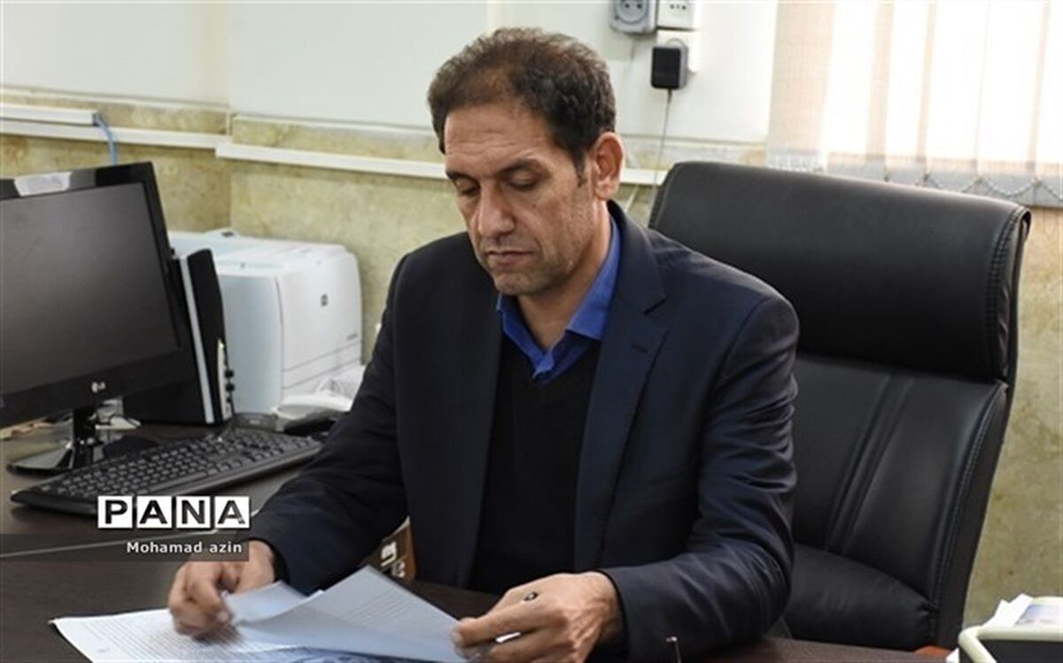 معلمان نقطه آغاز تحول در نظام تعلیم و تربیت هستند