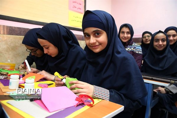 بازدید وزیر آموزش و پرورش از برنامه ویژه مدارس استان البرز