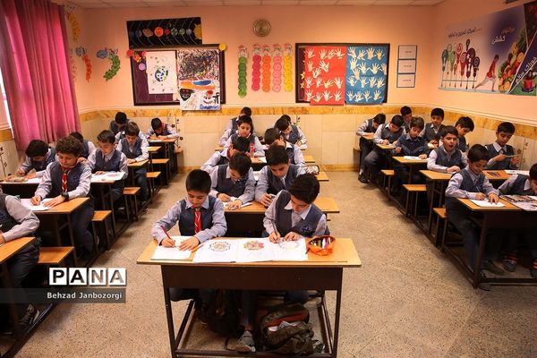 بازدید وزیر آموزش و پرورش از برنامه ویژه مدارس استان البرز