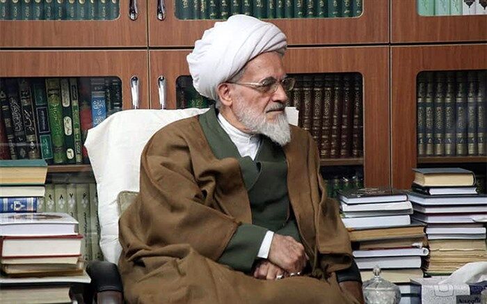 آیت‌الله بیات زنجانی: زنان می‌توانند بالاترین مسئولیت‌ها را داشته باشند