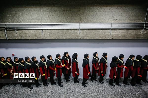 استقبال فرهنگیان از همایش گرامیداشت هفته تربیت اسلامی