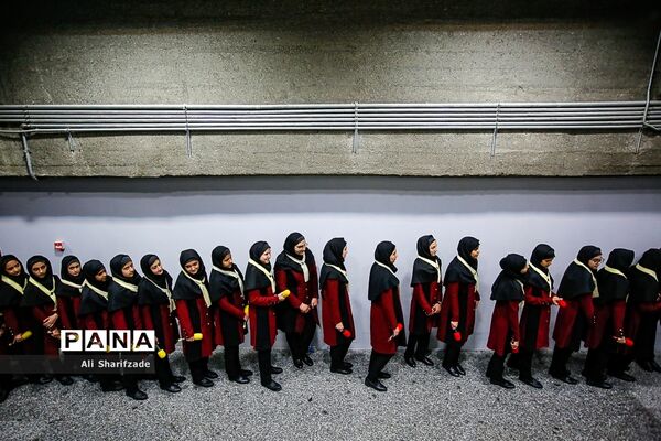 استقبال فرهنگیان از همایش گرامیداشت هفته تربیت اسلامی