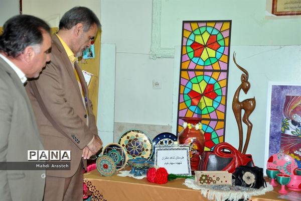 افتتاح نمایشگاه توانمندی‌های بانوان فرهیخته استان خراسان جنوبی