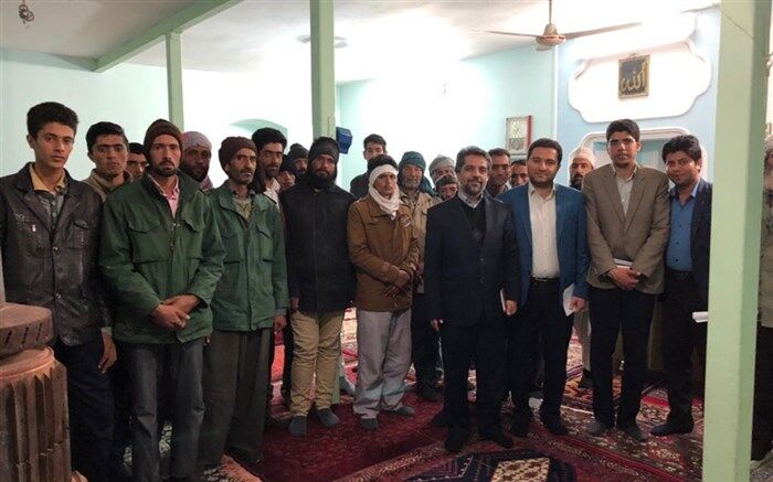 بازدید معاون استاندار از روستاهای بخش مرکزی شهرستان درمیان