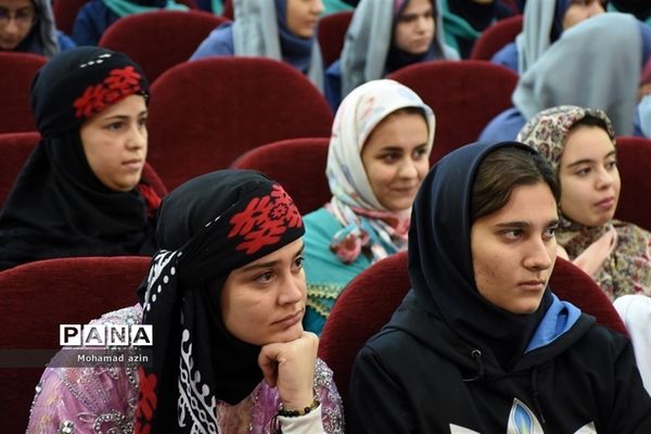 سی و هفتمین جشنواره هنرهای آوایی