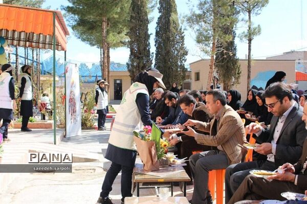 نمایشگاه توانمندی های بانوان فرهیخته استان خراسان جنوبی