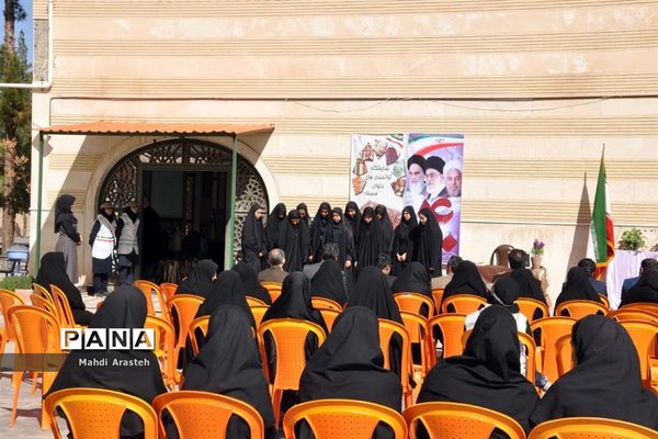 افتتاح نمایشگاه توانمندی‌های بانوان فرهیخته استان خراسان جنوبی