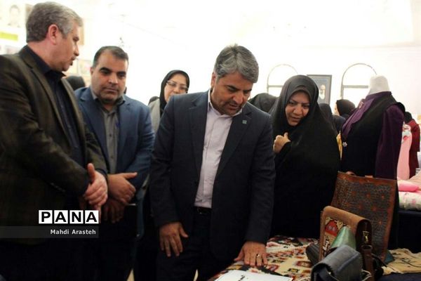 افتتاح نمایشگاه توانمندی‌های بانوان فرهیخته استان خراسان جنوبی