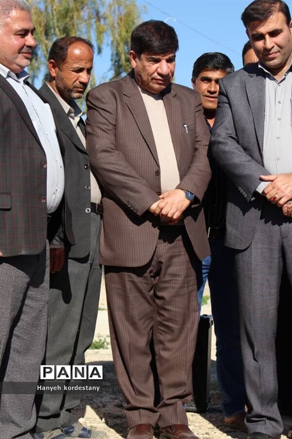 کلنگ زنی مدرسه خیریه‌ساز در روستای هَرَج بخش اَسیر
