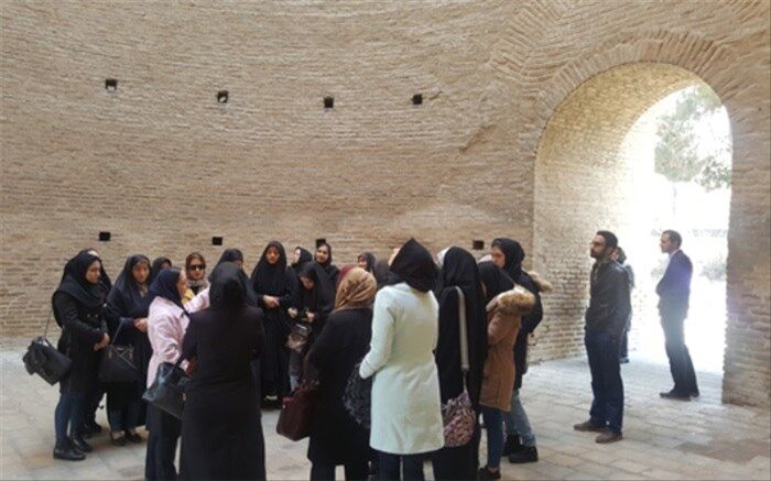 استقبال شهروندان منطقه 20 از تورهای رایگان محله گردی