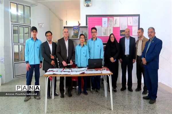 بازارچه کار و فناوری دبیرستان شهید صدوقی دوره اول