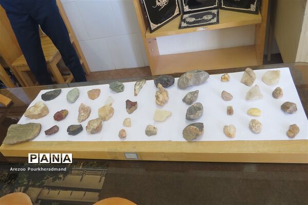بازارچه کار و فناوری دبیرستان شهید صدوقی دوره اول
