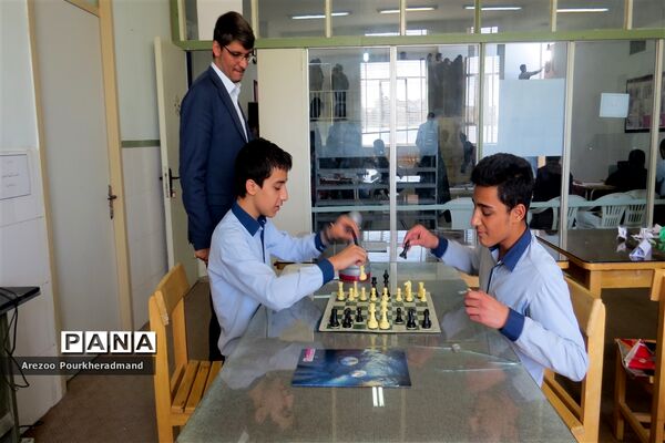 بازارچه کار و فناوری دبیرستان شهید صدوقی دوره اول