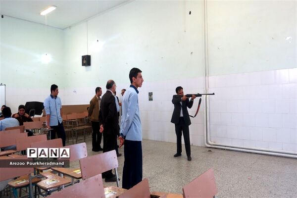 بازارچه کار و فناوری دبیرستان شهید صدوقی دوره اول