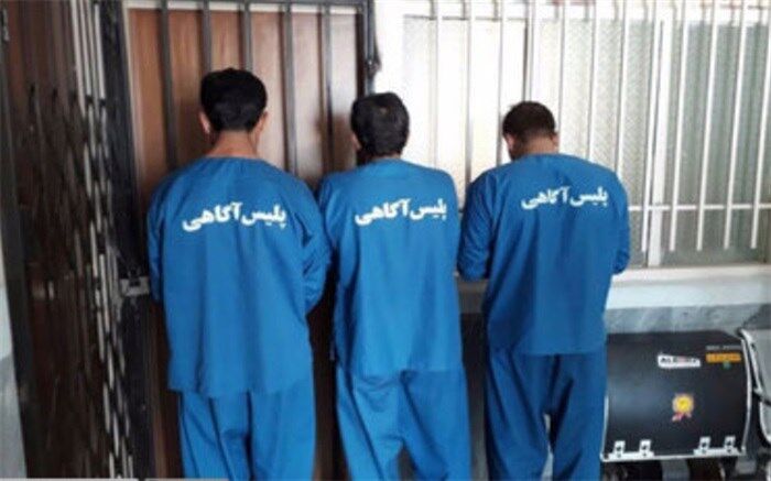 دختر ۱۹ ساله: یکی از آن ۳ پسری که مرا ربودند، فراری‌ام داد