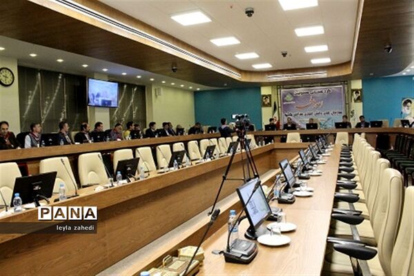 گردهمایی مسئولان امور مالی سازمان‌های دانش‌آموزی سراسر کشور