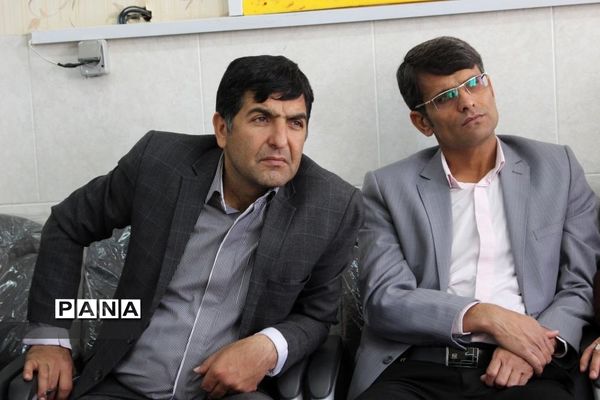 بازدیدآموزشی  مدیران ابتدایی مدارس هیات امنایی شهرستان بویراحمد ازدبستان پسرانه هادی -  استان یزد