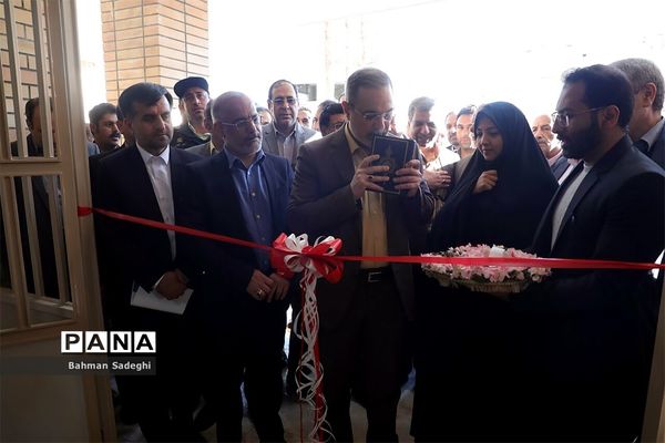 سفر یک روزه وزیر آموزش و پرورش به استان های یزد و اصفهان