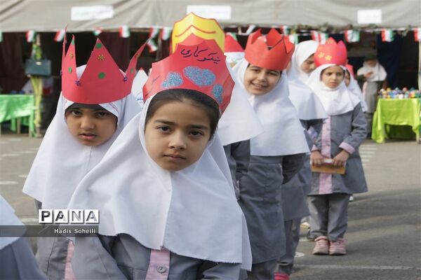 جشن نیکوکاری با حضورمدیرکل آموزش و پرورش شهرستان‌های تهران در شهرقدس