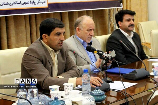 آیین تقدیر از روابط عمومی‌های برتر استان همدان