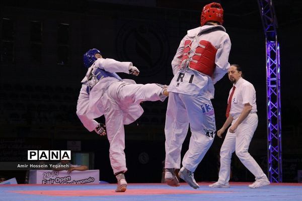 اختتامیه مسابقات جام فجر تکواندو در جزیره کیش