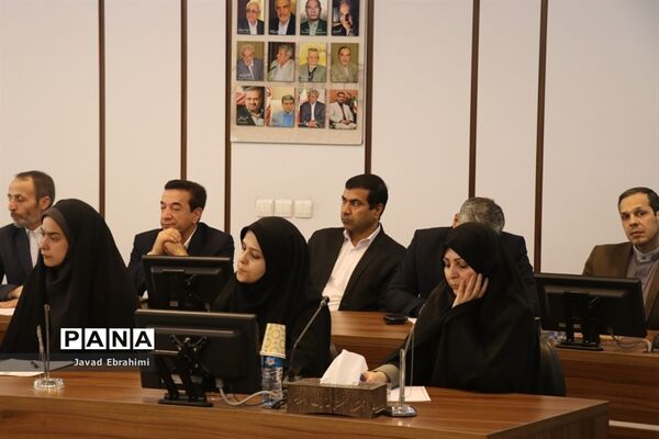 دومین جلسه شورای انجمن اولیا و مربیان خراسان رضوی