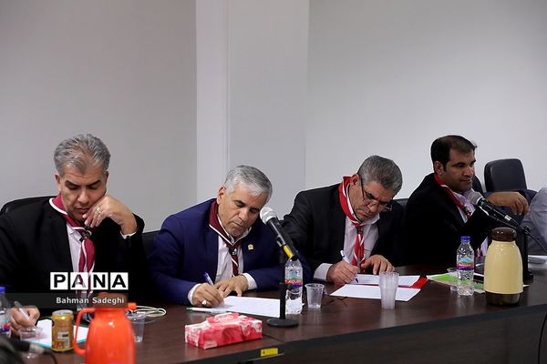 نشست هم‌اندیشی مدیران سازمان دانش‌آموزی کشور