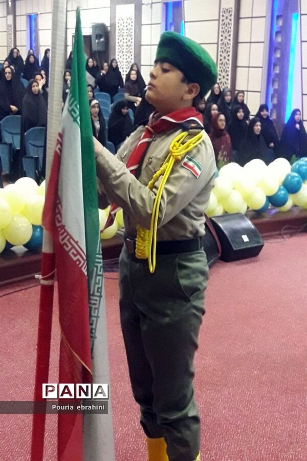 همایش نگین خاتم در سالن قلمچی شهرستان بیرجند
