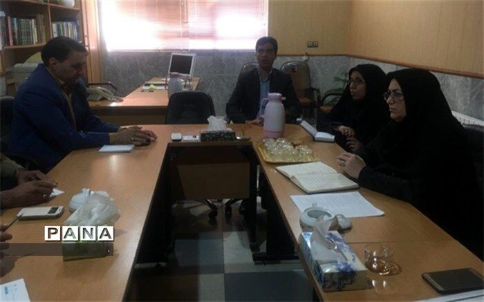 سفر رئیس سمپاد یزد به شهرستان ابرکوه در خصوص طرح ملی شهاب