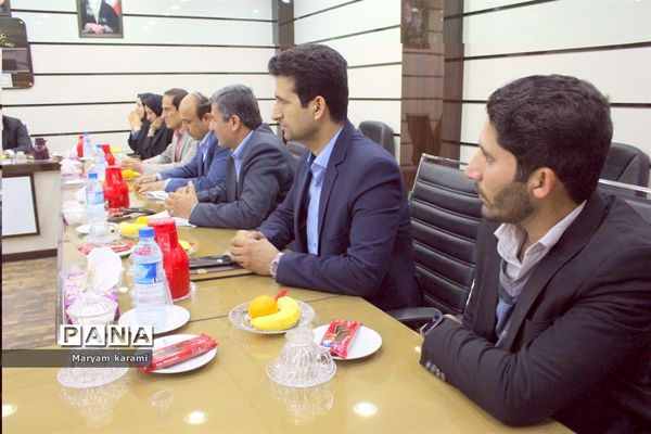 جلسه شورای معاونان اداره آموزش و پرورش شهرستان بوشهر