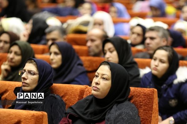 اولین جشن گلریزان مدارس استثنایی در تبریز