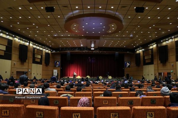 اولین جشن گلریزان مدارس استثنایی در تبریز