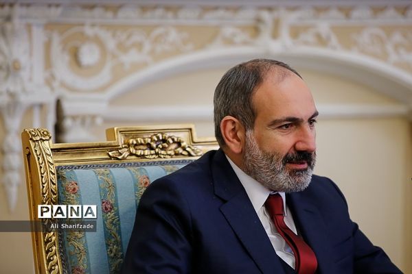 دیدار رئیس مجلس شورای اسلامی با نخست وزیر ارمنستان