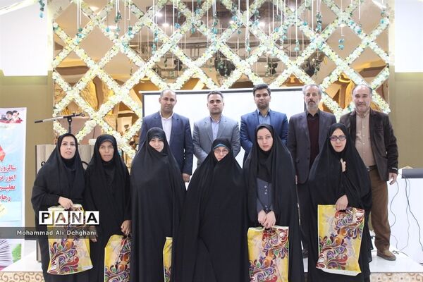 مراسم تجلیل از معاونان پرورشی شهرستان بهارستان