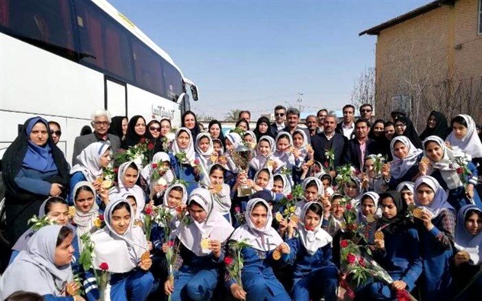 مدیر کل آموزش و پرورش خراسان جنوبی : کسب عنوان قهرمانی تیم پیرامیداستان در کشور