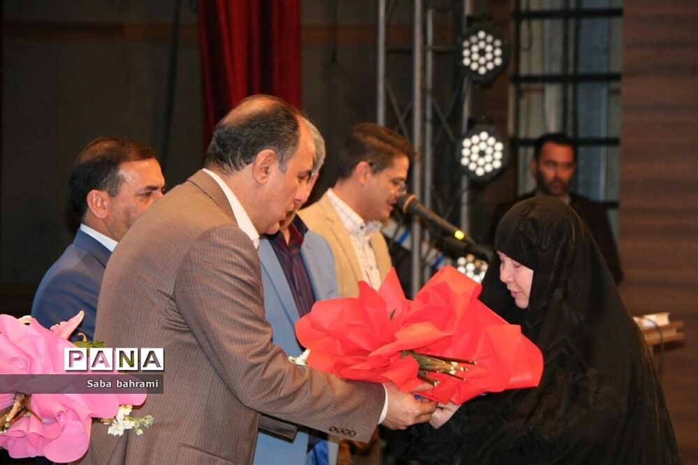 همایش تجلیل از قهرمانان ملی و مربیان  شهرقدس