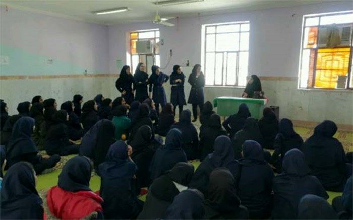 کارگاه سبک زندگی اسلامی با عنوان زندگی با نشاط در بندر سیراف برگزار شد