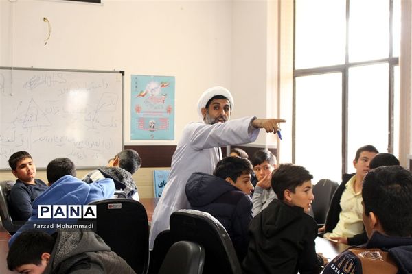 کارگاه‌های آموزشی دومین دوره جشن تکلیف دانش‌آموزان پسر عشایر کشور در شهریار