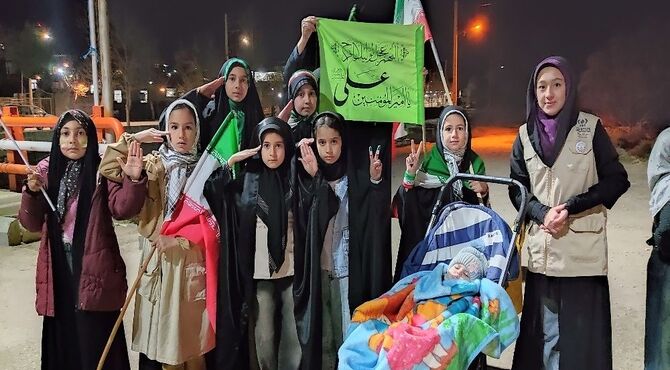 ذوق و شوق نوجوانان و نونهالان در تجمعات خیابانی شهر بار
