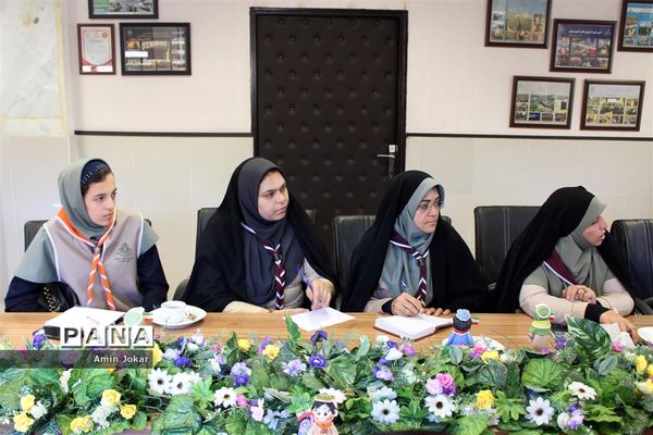 اعطای ابلاغ دبیران مجامع اعضاء و مربیان تشکیلات پیشتازان استان فارس