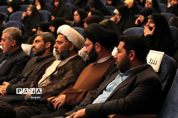 تقدیر از برترین‌های قرآنی استان قم با حضور وزیر آموزش و پرورش