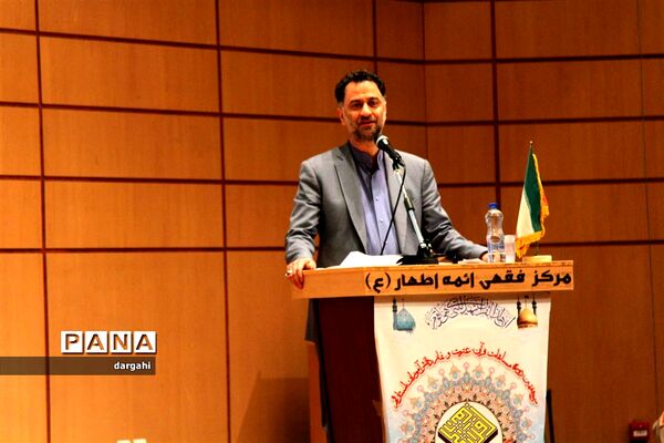 تقدیر از برترین‌های قرآنی استان قم با حضور وزیر آموزش و پرورش