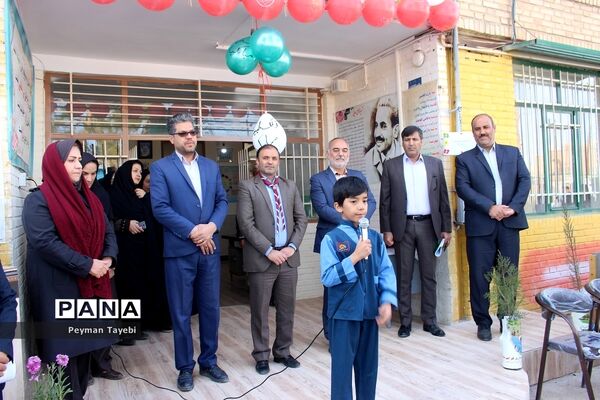برگزاری آیین روز درختکاری در دبستان شهید رجایی سمنان