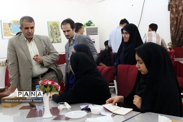 نشست دوروزه دومین نشست قطبی نهمین دوره مجلس دانش آموزی کشور در خوزستان