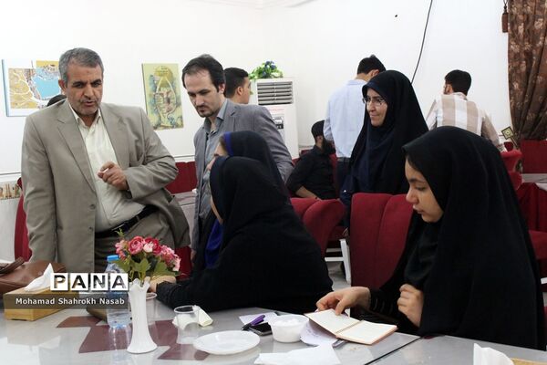 نشست دوروزه دومین نشست قطبی نهمین دوره مجلس دانش آموزی کشور در خوزستان