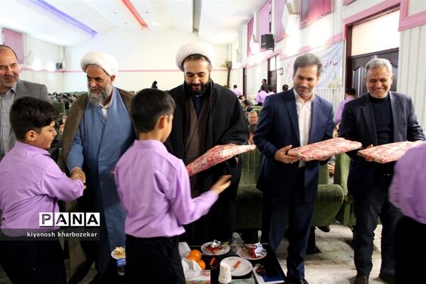 آیین تجلیل از مربیان امور تربیتی مدیریت آموزش و پرورش ناحیه دو ارومیه
