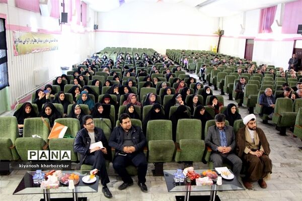 آیین تجلیل از مربیان امور تربیتی مدیریت آموزش و پرورش ناحیه دو ارومیه