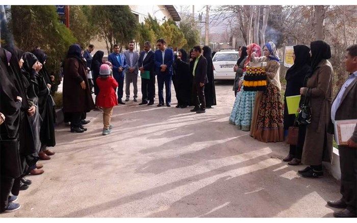 برگزاری کارگاه طرح پژوهشی بررسی میزان کارایی و اثر بخشی سواد آموزی در عشایر فارس