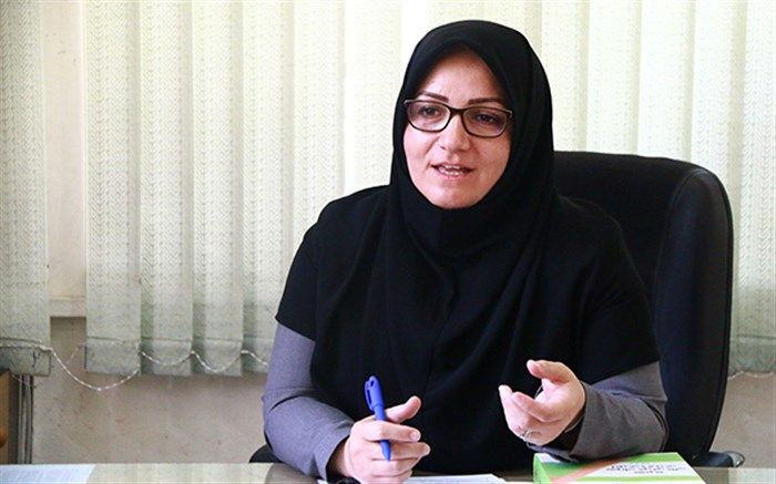 به فرزندان‌مان فرصت دهیم تا به تماشای جهان بنشینند و به دیدار لبخند شکوفه‌ها بروند